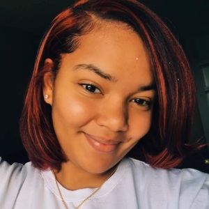 Meet your Posher, Monika